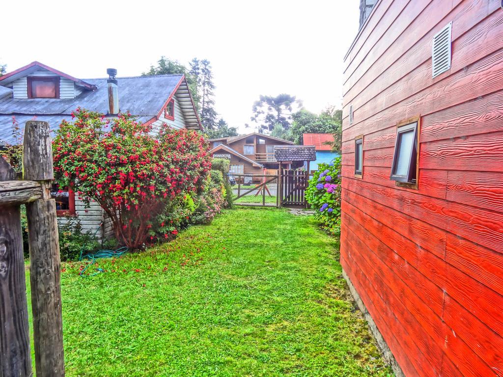 Hostal La Maison Pucon Bagian luar foto